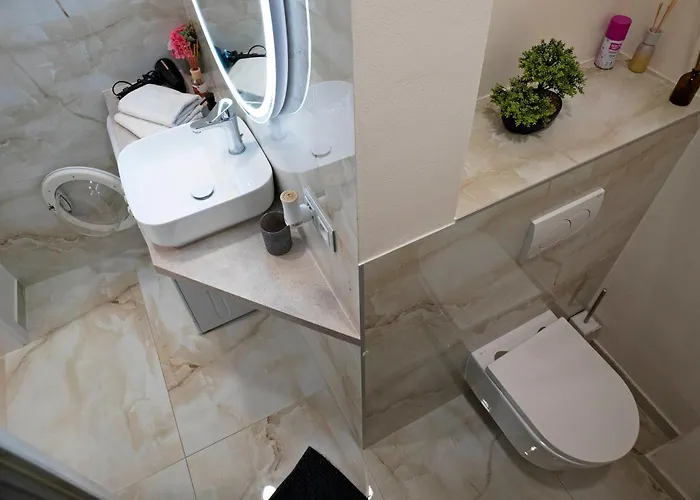 Stylish Place Near President Palace Apartment